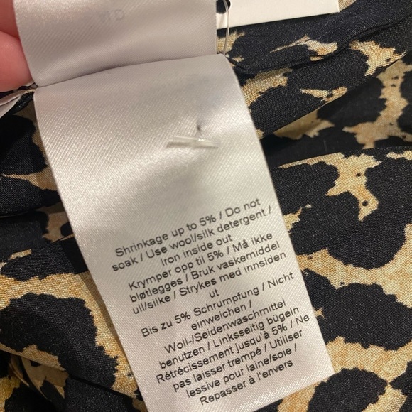 Ganni Women’s Leopard Printed Silk Wrap Dress Tan & Brown Size 36 Maxi - Picture 11 of 12